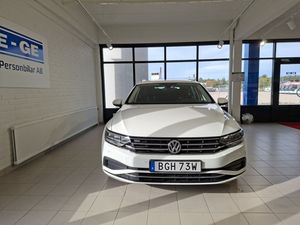 Volkswagen Passat bild 2