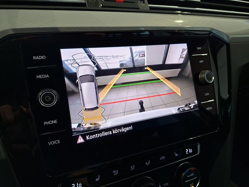Volkswagen Passat bild 17