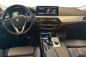 BMW 530 bild 8