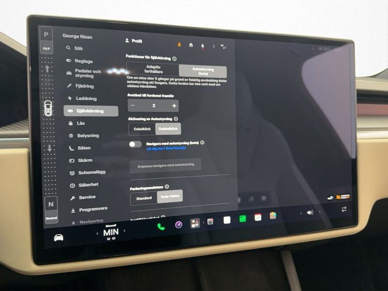 Tesla Model X bild 22