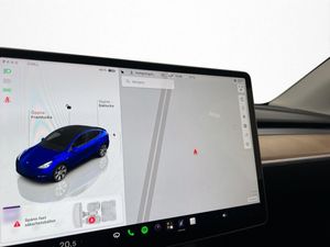 Tesla Model Y bild 33