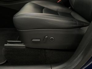 Tesla Model Y bild 15