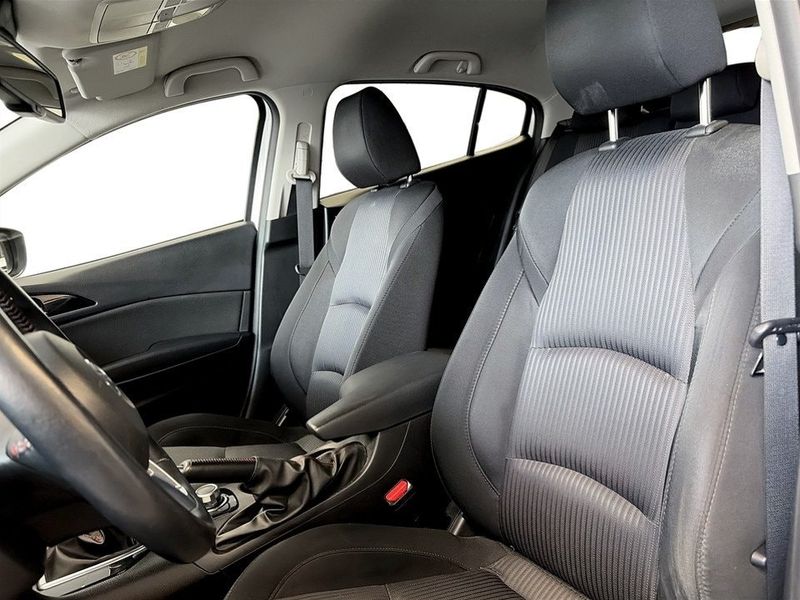 Mazda 3 bild 5