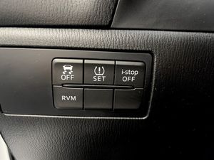 Mazda 3 bild 8