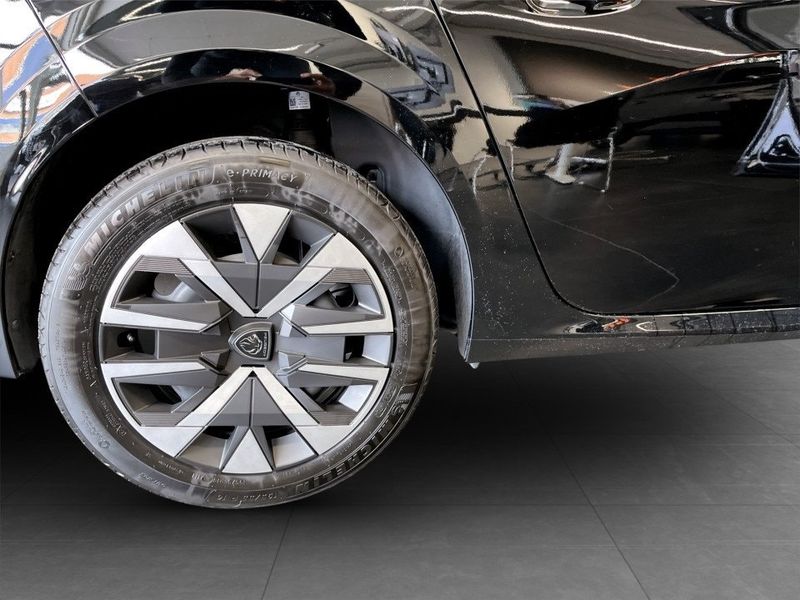 Peugeot 208 bild 14