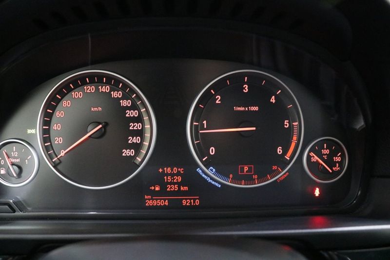 BMW 520 bild 8