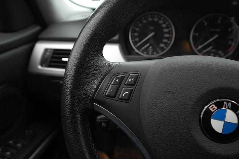 BMW 320 bild 11