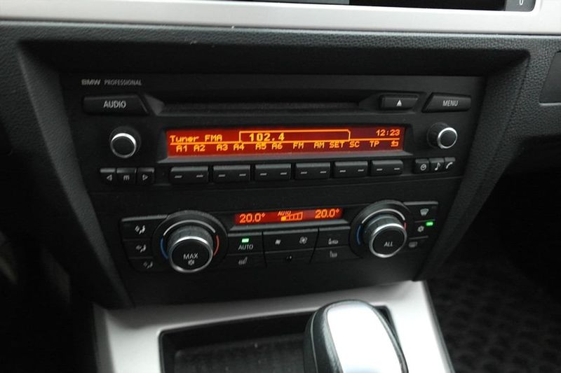 BMW 320 bild 13
