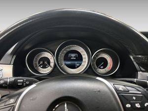 Mercedes E220 bild 13