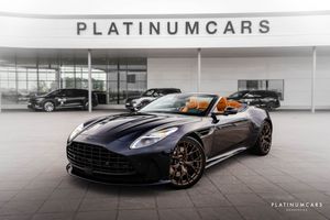 Aston Martin DB12 bild 1