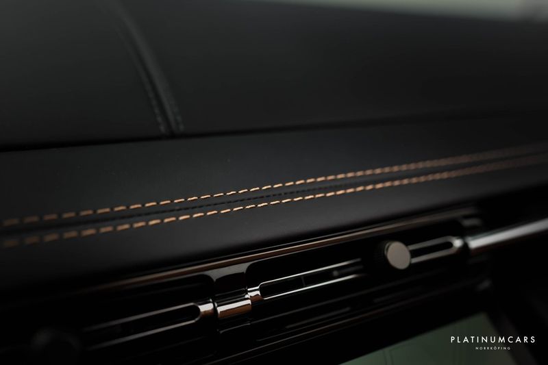 Aston Martin DB12 bild 17