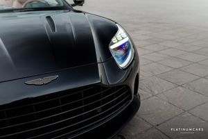 Aston Martin DB12 bild 23