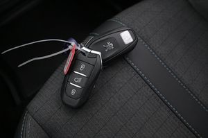 Peugeot e-2008 bild 21