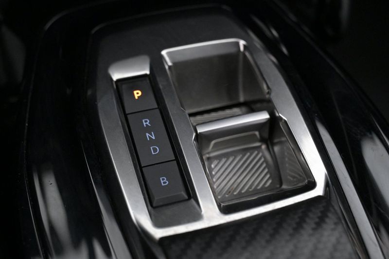 Peugeot e-2008 bild 20