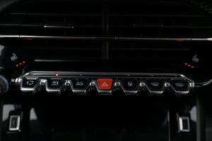 Peugeot e-2008 bild 18