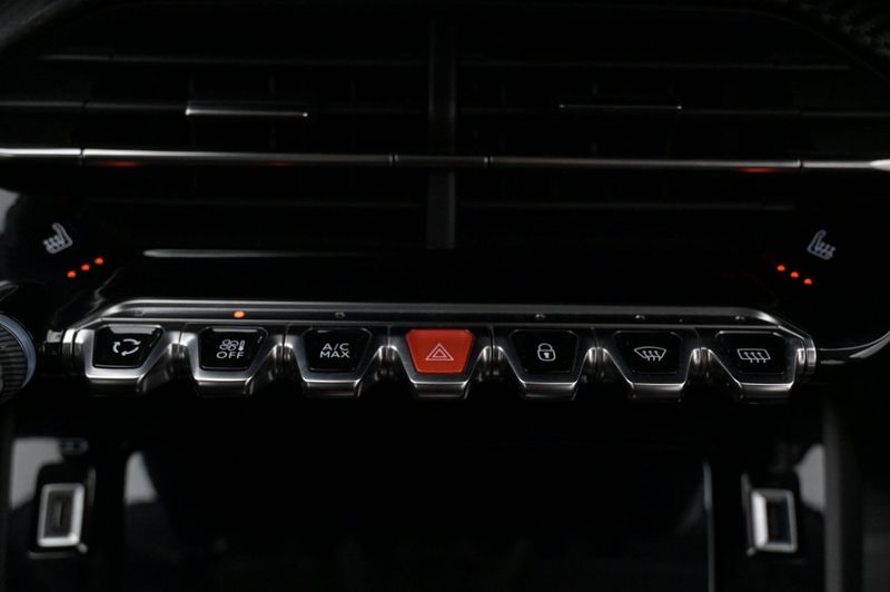 Peugeot e-2008 bild 18