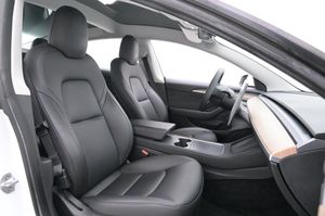 Tesla Model 3 bild 12