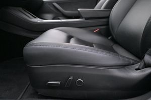 Tesla Model 3 bild 11