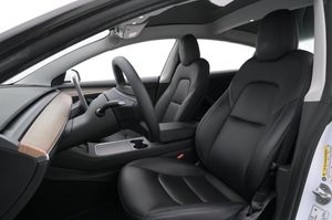 Tesla Model 3 bild 9