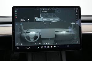 Tesla Model 3 bild 18