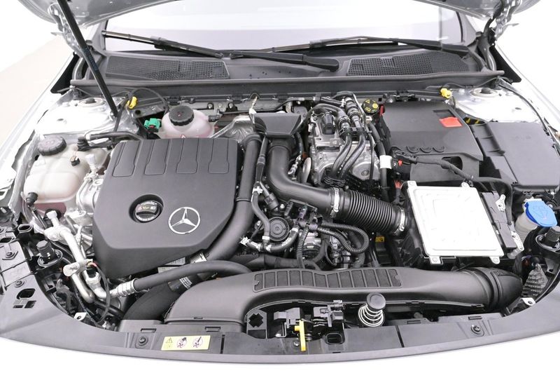 Mercedes CLA250 bild 26