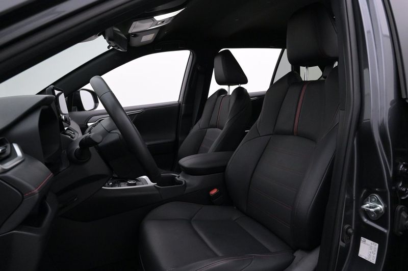 Toyota RAV4 bild 10