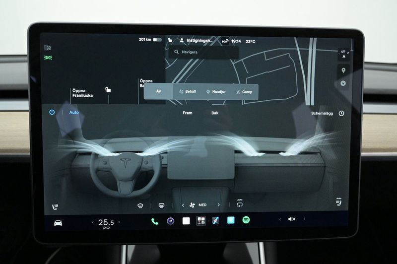 Tesla Model 3 bild 20