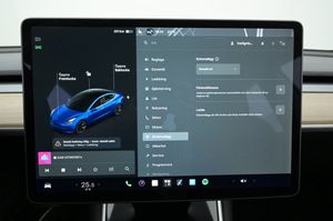 Tesla Model 3 bild 15