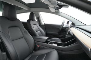 Tesla Model 3 bild 12