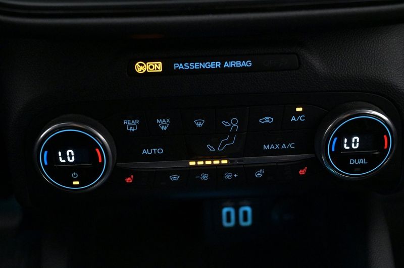 Ford Kuga bild 18