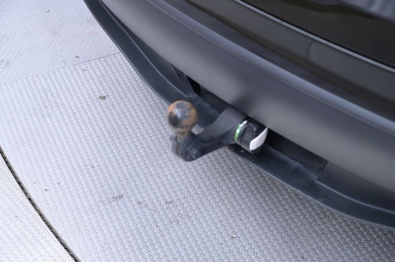 Tesla Model Y bild 26