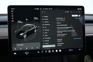 Tesla Model Y bild 14