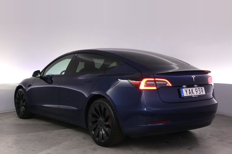 Tesla Model 3 bild 4