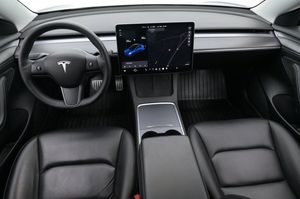 Tesla Model 3 bild 6