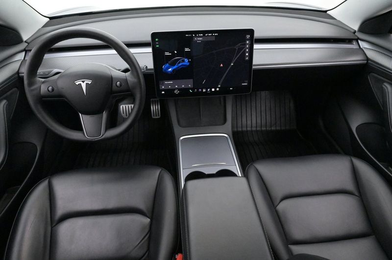 Tesla Model 3 bild 6