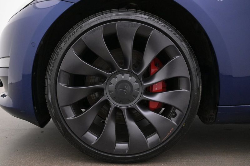 Tesla Model 3 bild 27