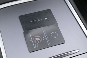 Tesla Model 3 bild 24