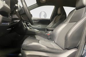Toyota RAV4 bild 10