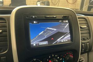 Renault Trafic bild 11
