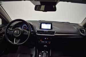 Mazda 3 bild 8