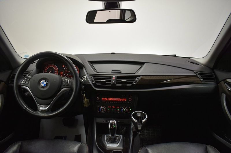 BMW X1 bild 8