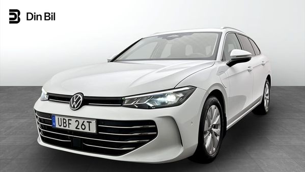 Volkswagen Passat Variant eHybrid Business DSG Drag/P-värmare - 2025