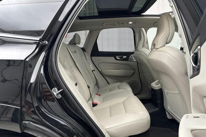 Volvo XC60 bild 8