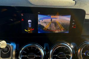 Mercedes EQB300 bild 14