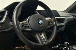BMW 118 bild 15