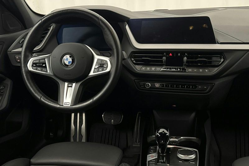 BMW 118 bild 16