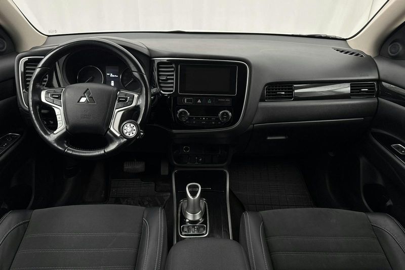 Mitsubishi Outlander bild 6