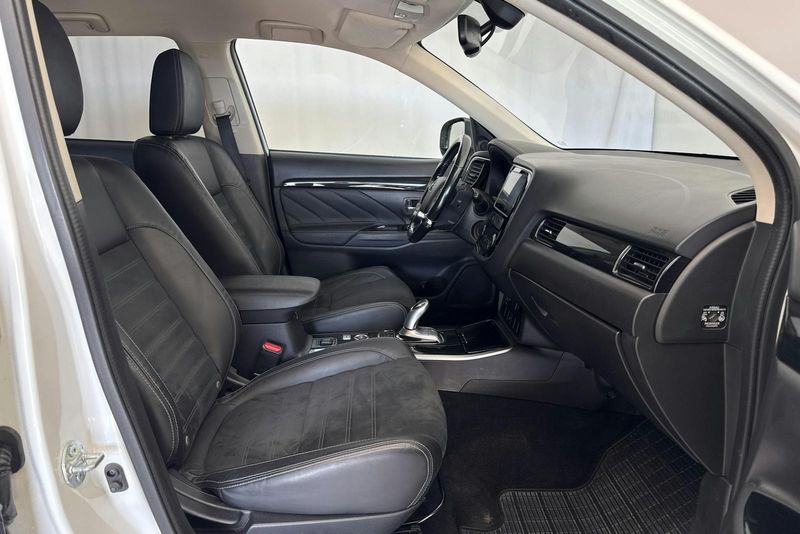 Mitsubishi Outlander bild 7