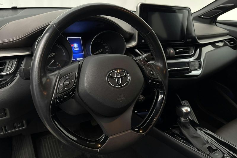 Toyota C-HR bild 14