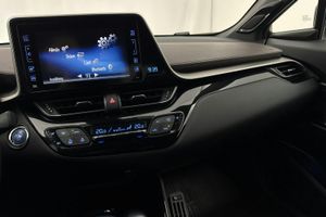 Toyota C-HR bild 12
